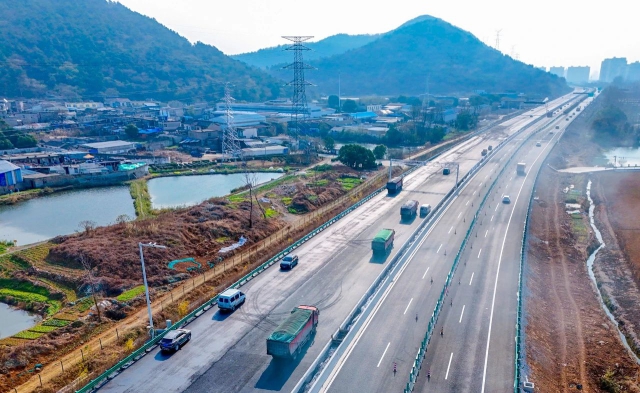 1736652853140639.jpg 2-07.jpg